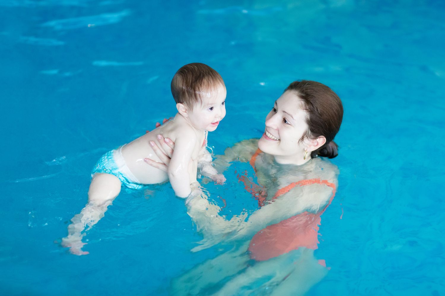Как подготовить ребенка к занятиям в бассейне
